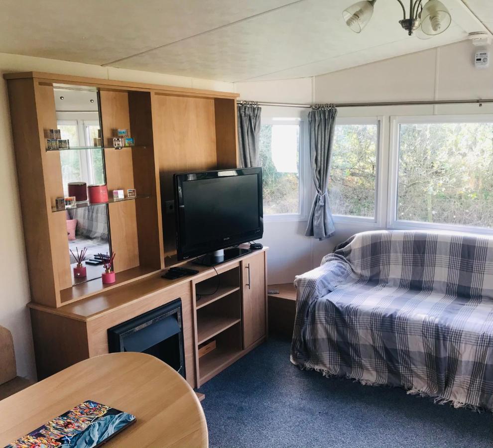 Turnberry Caravan Quiet Peaceful Location Near Golf Spas And Beaches Girvan Eksteriør billede
